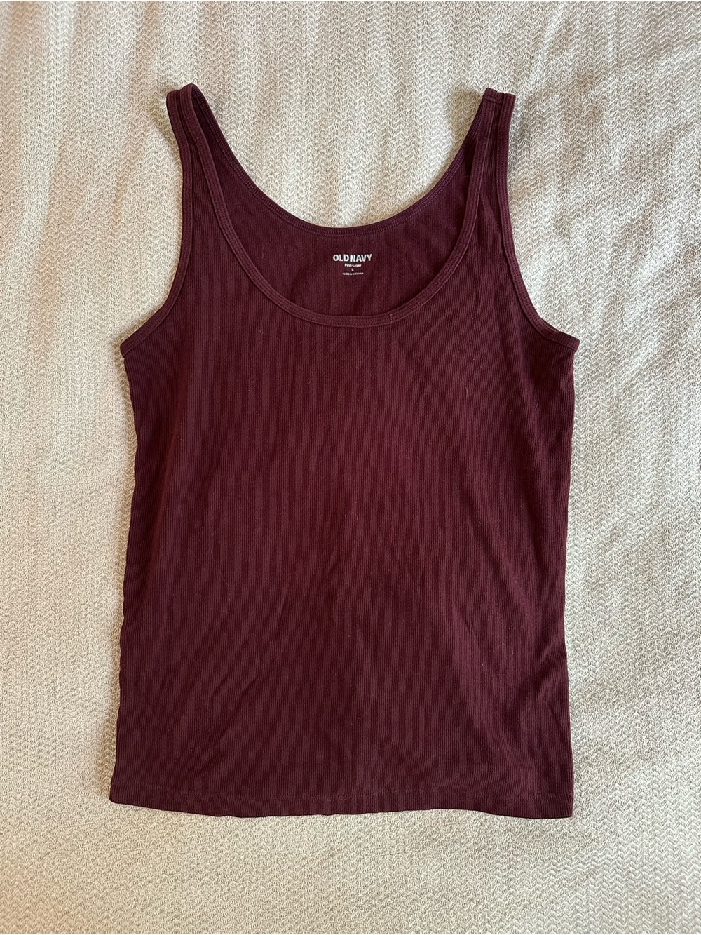 Old Navy Women's Scoop Neck Tank Top - Deep Wine